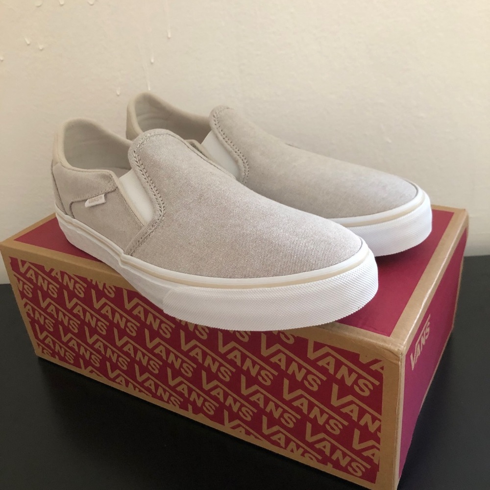 Vans Asher Deluxe Slip-On Sneaker - Women's size 10, taupe